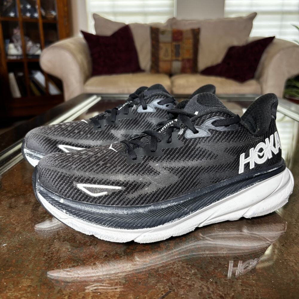 Hoka One One Clifton 9 Shoes Womens 9 Black White Road Running Athletic Sneakers